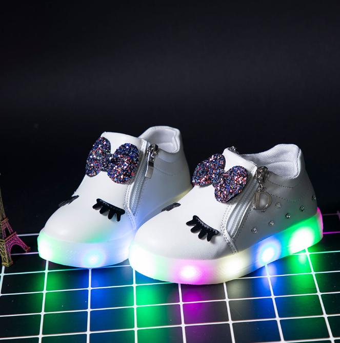 White kitty LED shoes with Glitter Bow for