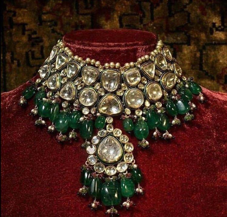 GREEN KUNDAN BRIDAL NECKLACE SET FOR WOMEN -RG32KNS001 –