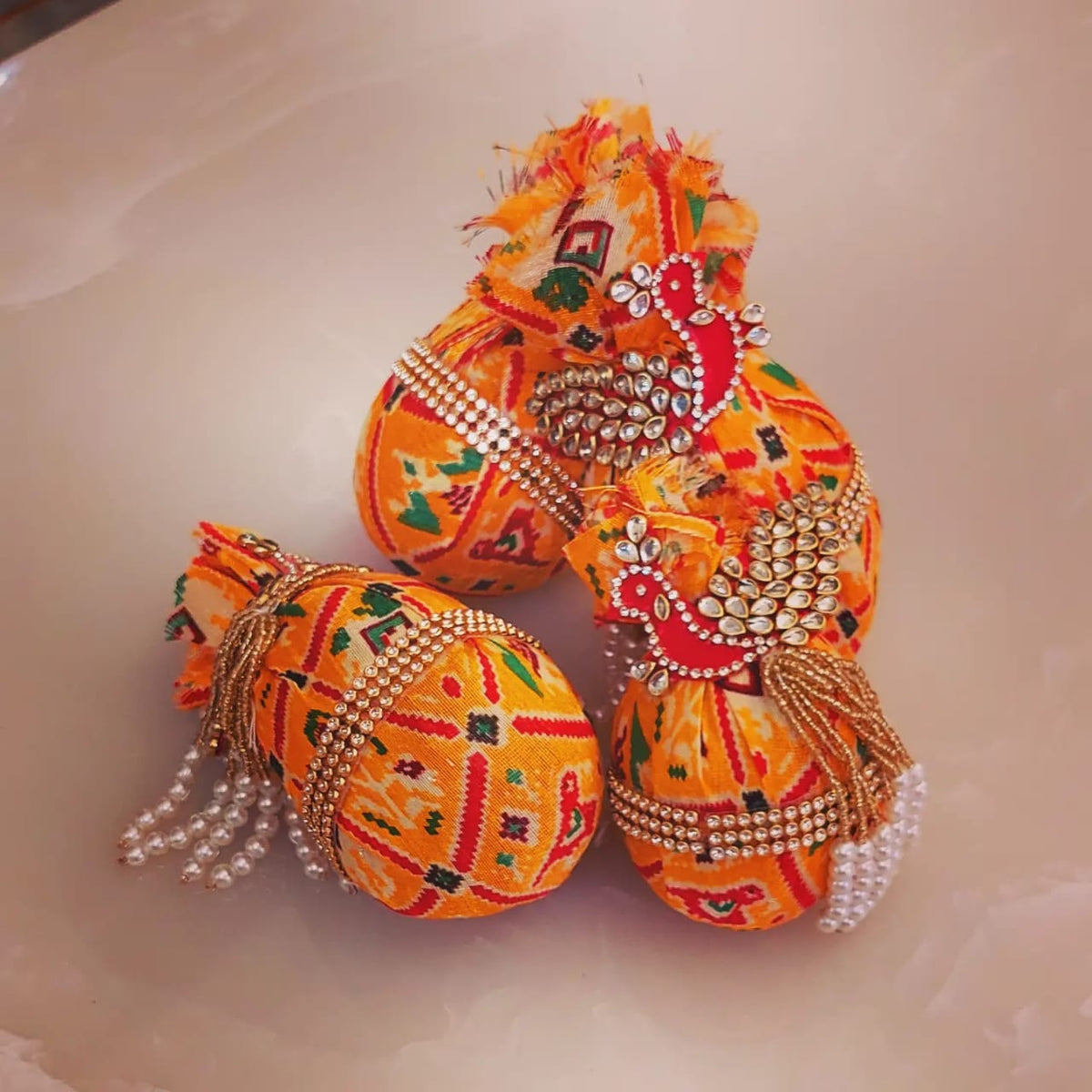 Set of 10 , Peacock Brooch and Bandni design Decorated Nariyal -RAJA00 –