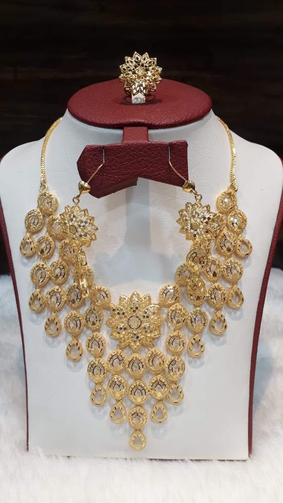 Nadira 24 kt Gold plated Necklace Set – - Main Image