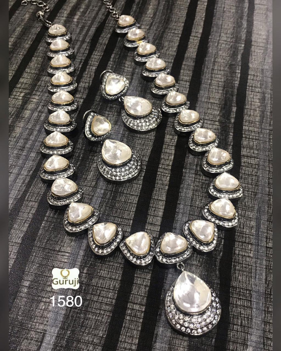 ORIGINAL KUNDAN LONG NECKLACE SET FOR WOMEN –