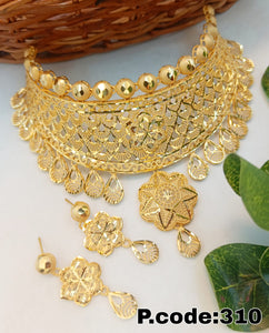Biancaa , Beautiful Gold plated Necklace Set for Women -RS001GPE