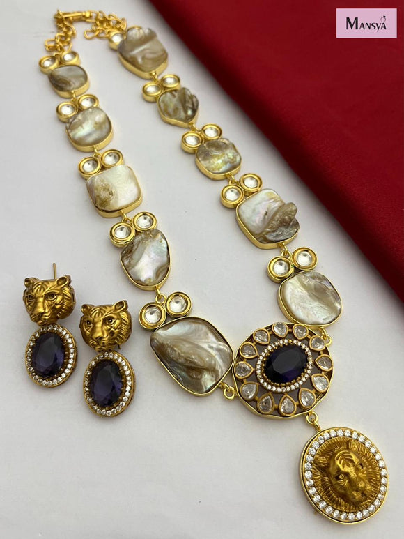 Deep Blue Sapphire  Stone studded Elegant Baroque Necklace Set for Women -MOE001BNSB