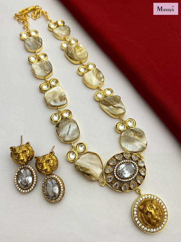 White Stone studded Elegant Baroque Necklace Set for Women -MOE001BNSA
