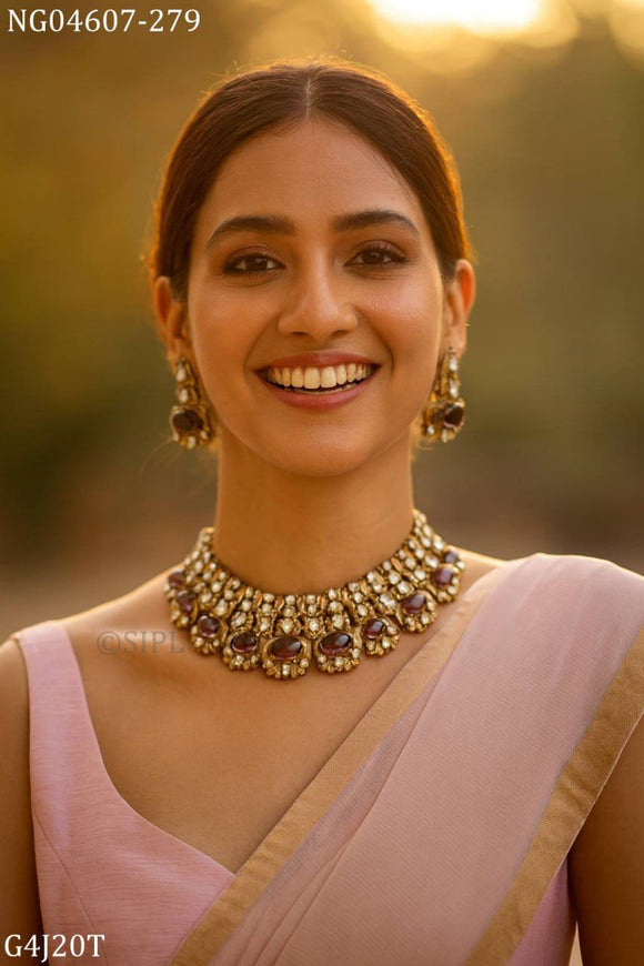 Gayatri , elegant Antique Finish Kundan Necklace Set for women -JAYDU001KN