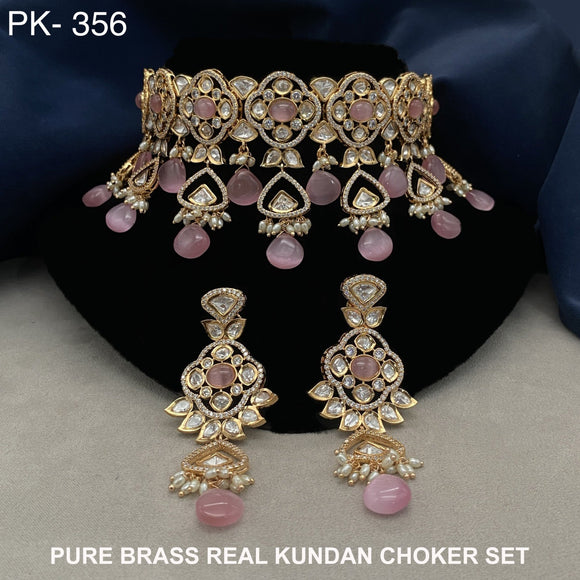 Malar , elegant Gold Finish Kundan Necklace Set for women -AK001KNA