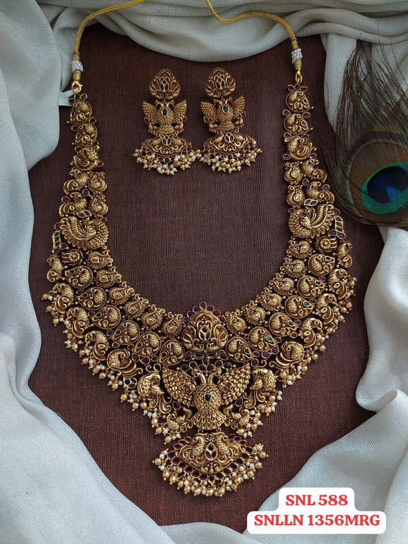 Antique Gold Finish Gandaberunda Necklace Set for Women -SONA001GB