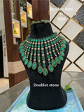 Avantika, elegant Pastel Green Kundan Statement Necklace Set for Women -JAYDU001SNPG