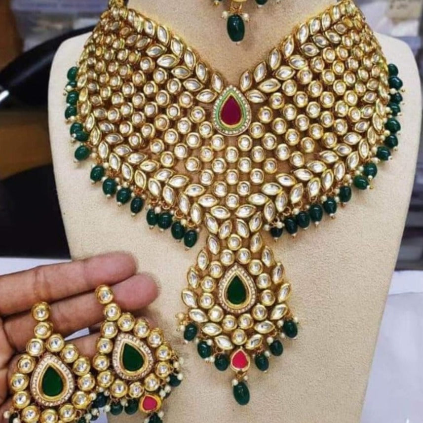 HIMALI, HEAVY BRIDAL KUNDAN NECKLACE SET WITH MAANGTIKKA FOR WOMEN
