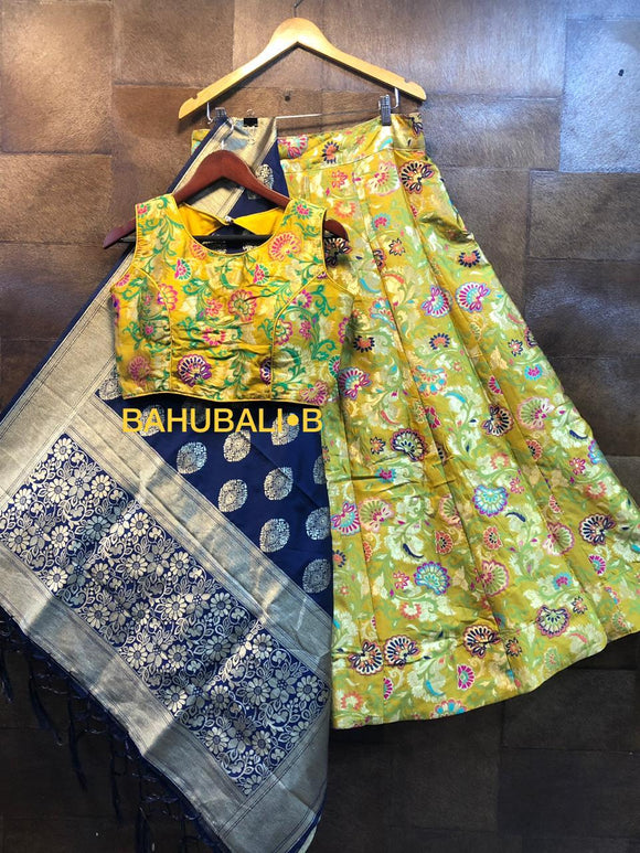 Banarasi  brocade silk fabric lehengha with inner TT02
