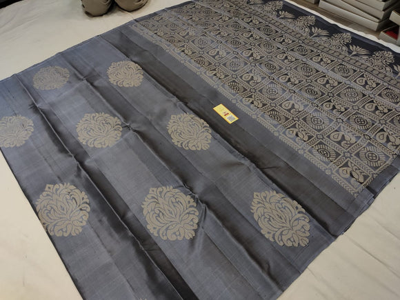 Pure Silk Handloom Double warp Saree with Silk Thread weaving all over Rich Peacock Design Abstract Pallu-0220462