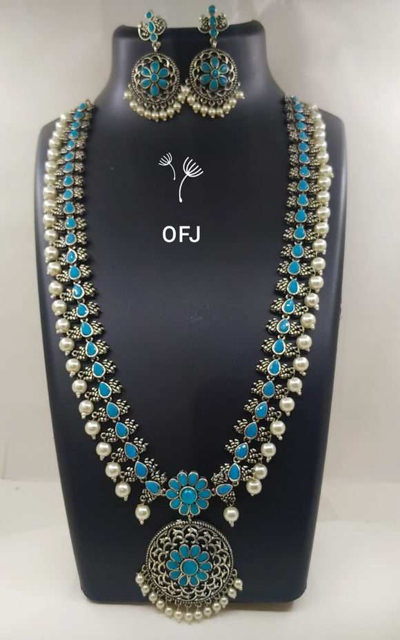 OXIDISED SILVER LONG NECKLACE SET WITH PEARLS FOR WOMEN-OSLNSPW001