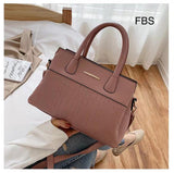 STYLISH HANDBAGS FOR WOMEN -HBWFB001