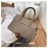STYLISH HANDBAGS FOR WOMEN -HBWFB001