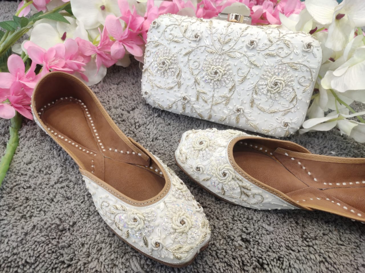 Beautiful Springs, Combo Of White Mojari with Clutch Bag for Women-JCMCC001W