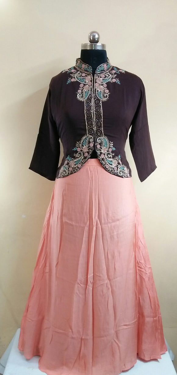 Muslin Crop Top with Heavy Handwork and with Muslin Skirt.-ICSTW001