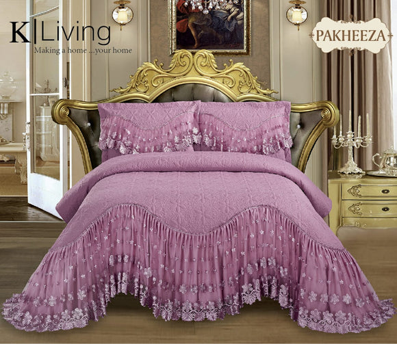 LAVENDER COLOR PAKHEEZA, OUR PREMIUM RANGE OF BED COVER WITH PILLOW COVERS FOR KING SIZE BEDS-RYBC001L