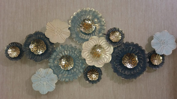 FLORAL INSPIRATION , BEAUTIFUL METAL  FLOWERS WALL DECOR -RYFWD001