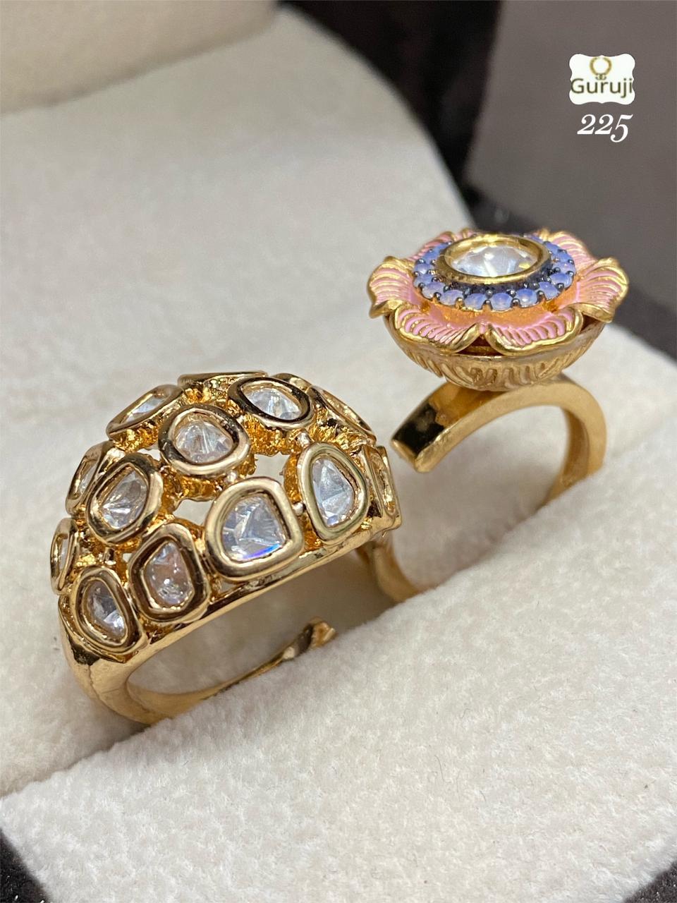 Floral Design Gold Toned Ring