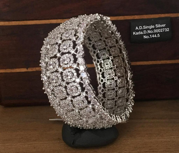 CLARA, AMERICAN DIAMOND SILVER FINISH OPENABLE SINGLE BIG KADA FOR WOMEN-LRSK001C