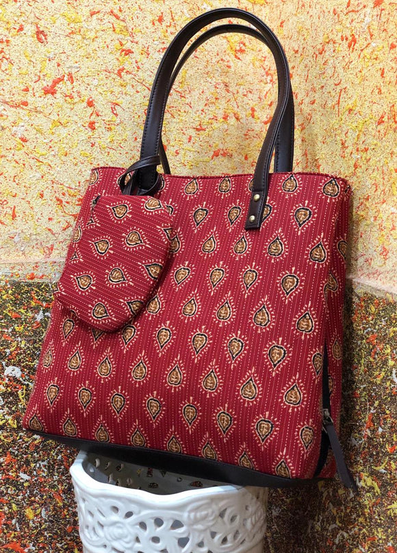 MAROON COLOR THE SWAG TOTE BAG FOR WOMEN-AHMDT001M