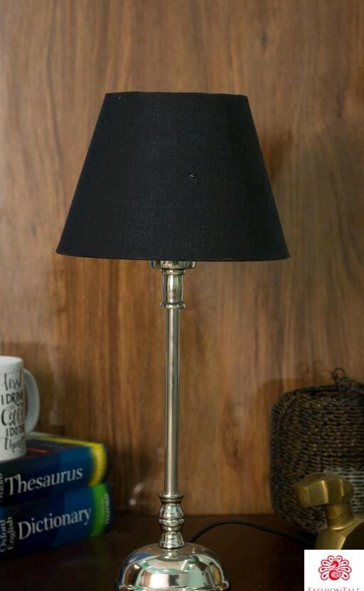 ELEGANT BLACK TABLE LAMP-MOMTL001