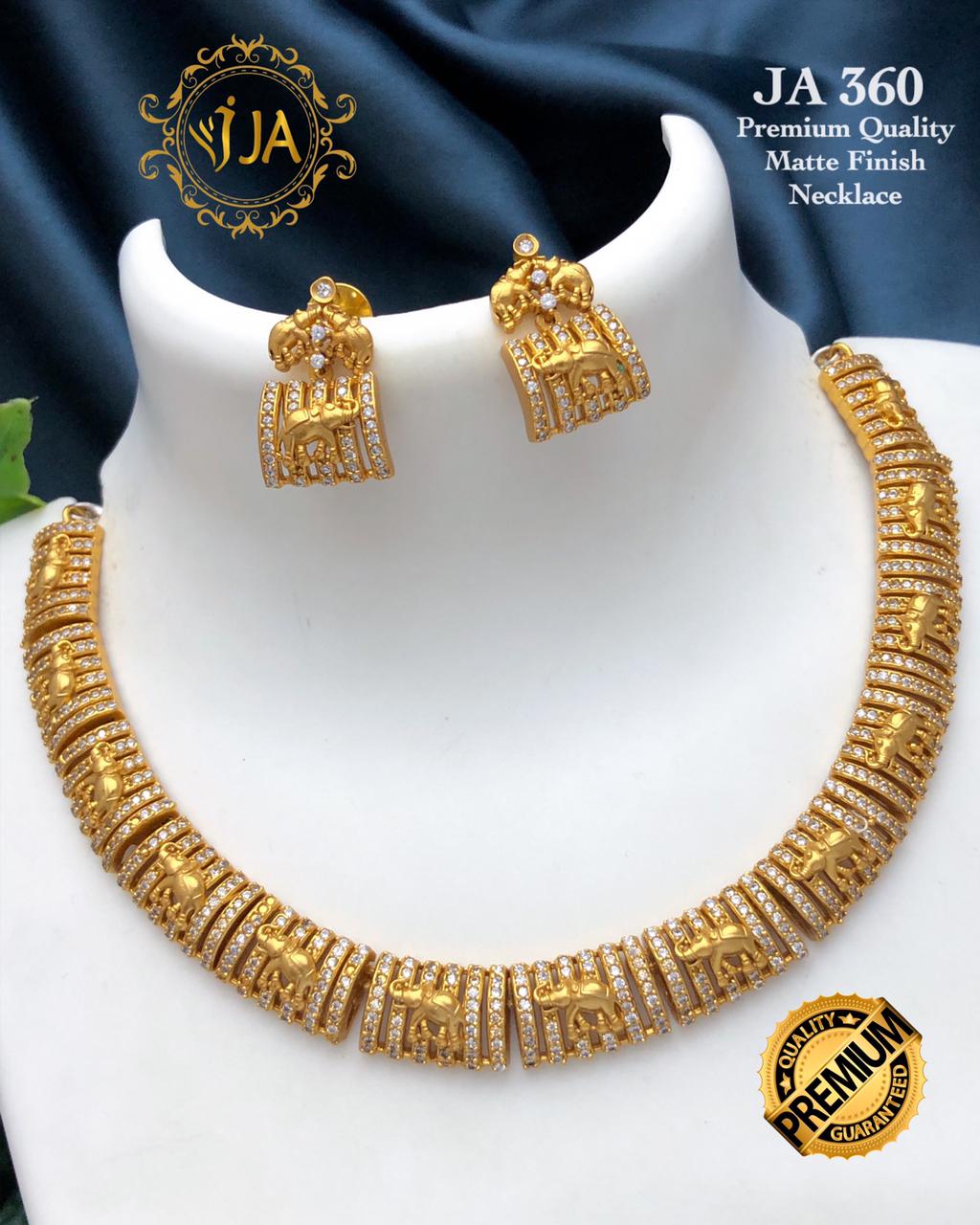 Sukkhi Eye-Catchy Gold Plated Temple Jewellery Coin Necklace Set for Women  : Sukkhi: Amazon.in: Jewellery