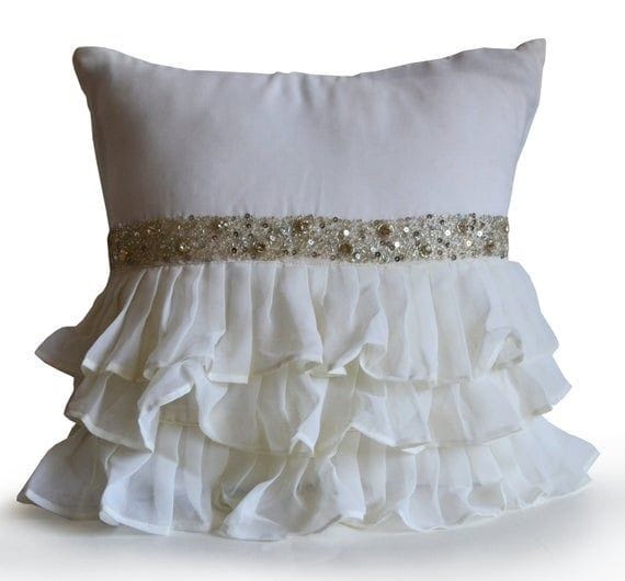 SET OF WHITE RUFFLE CUSHION COVERS-PANIWRCC001