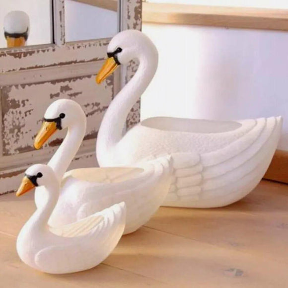 white plastic swan planter SET OF 3 , WHITE SWAN PLANTERS -RAJASP001 – www.soosi.co.in