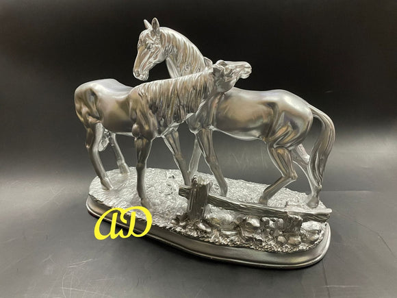 SILVER FINISH RESIN HORSE STATUE FOR TABLE DECOR-PALHSS001