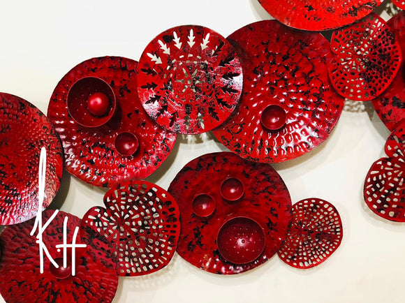EXCLUSIVE RED METAL WALL DECOR -SKDRMWD001