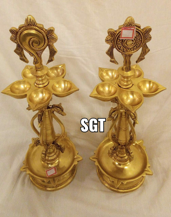 ANTIQUE FINISH BRASS SHANK CHAKRA DEEPAM FOR PUJA-SNSCD001