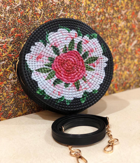 BLACK TRENDY SILICON ROUND SLING WITH PRINTED FLOWER -PANIPSS001BL