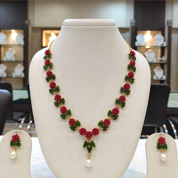 RED PEARL CORALEA, RED FLOWER CORAL AND JADE LEAVES NECKLACE SET WITH PEARLS -MOECNSP001PR