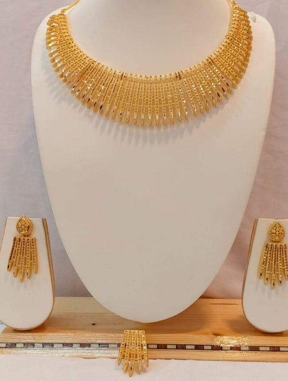 JULIET, 24 KT GOLD PLATED NECKLACE SET WITH ADJUSTABLE FINGER RING FOR WOMEN -FARI001NSJ