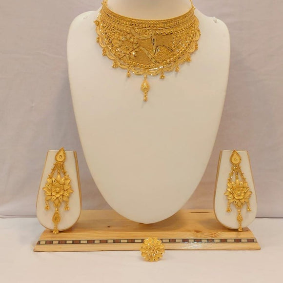 SAMEEHA, 24 KT GOLD PLATED CHOKER NECKLACE SET WITH ADJUSTABLE