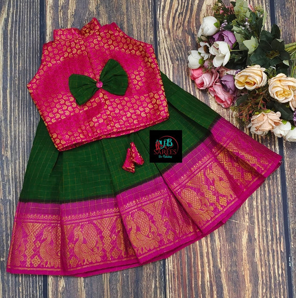 MAGENTA AND GREEN  SANGUDI COTTON SKIRT WITH BROCADE TOP AND BOW -SRI001SSBMG