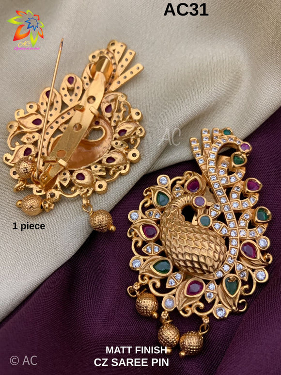 SAMYUKTA, ELEGANT MATTE GOLD FINISH SAREE PIN FOR WOMEN -LR001SPS