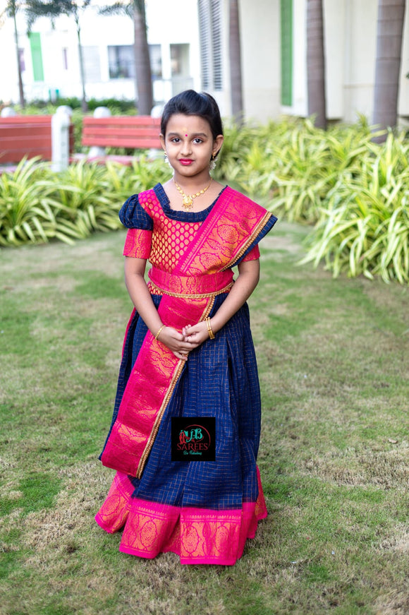 Sungudi Cotton Readymade Saree Paired with Brocade Blouse with Hip Belt For Kids-SRI001MSBP