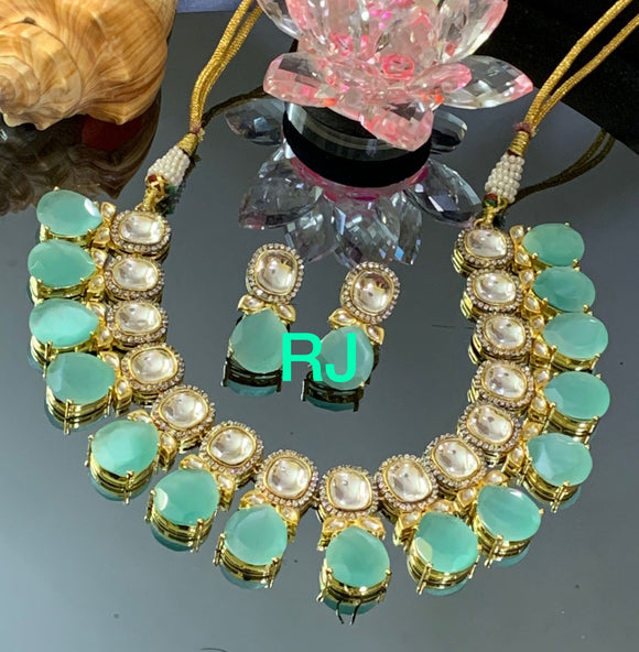 GREEN SHEEBA , ELEGANT GOLD FINISH KUNDAN NECKLACE SET WITH PASTEL GREEN STONES-RITZ001KNSG