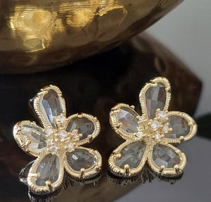 Golden Daisy , elegant crystal flower design  earrings for women -MOE001CEFG