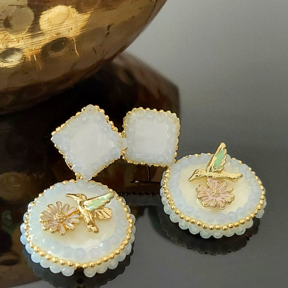 Layra , elegant crystal earrings for women -MOE001CEL