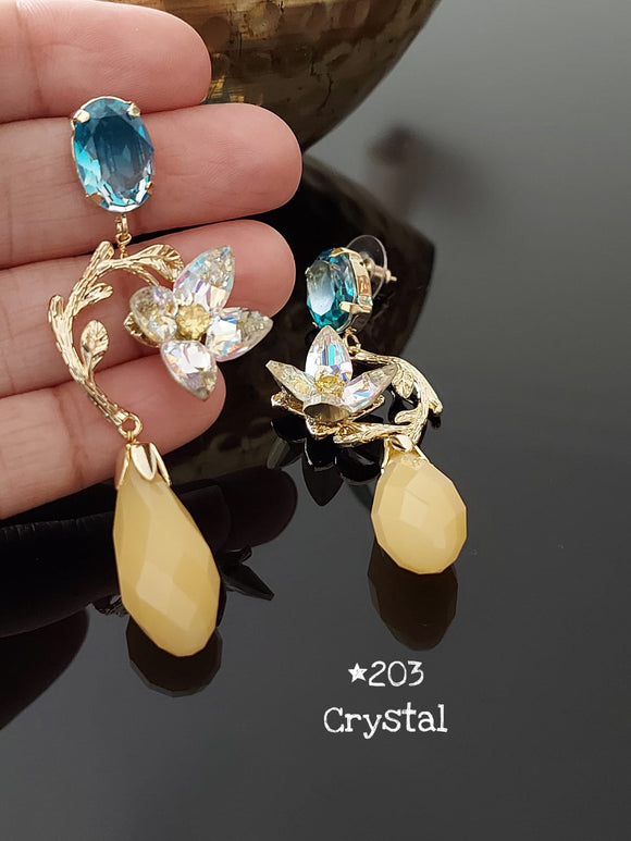 Monalisa, elegant Dangling crystal earrings for women -MOE001CEA
