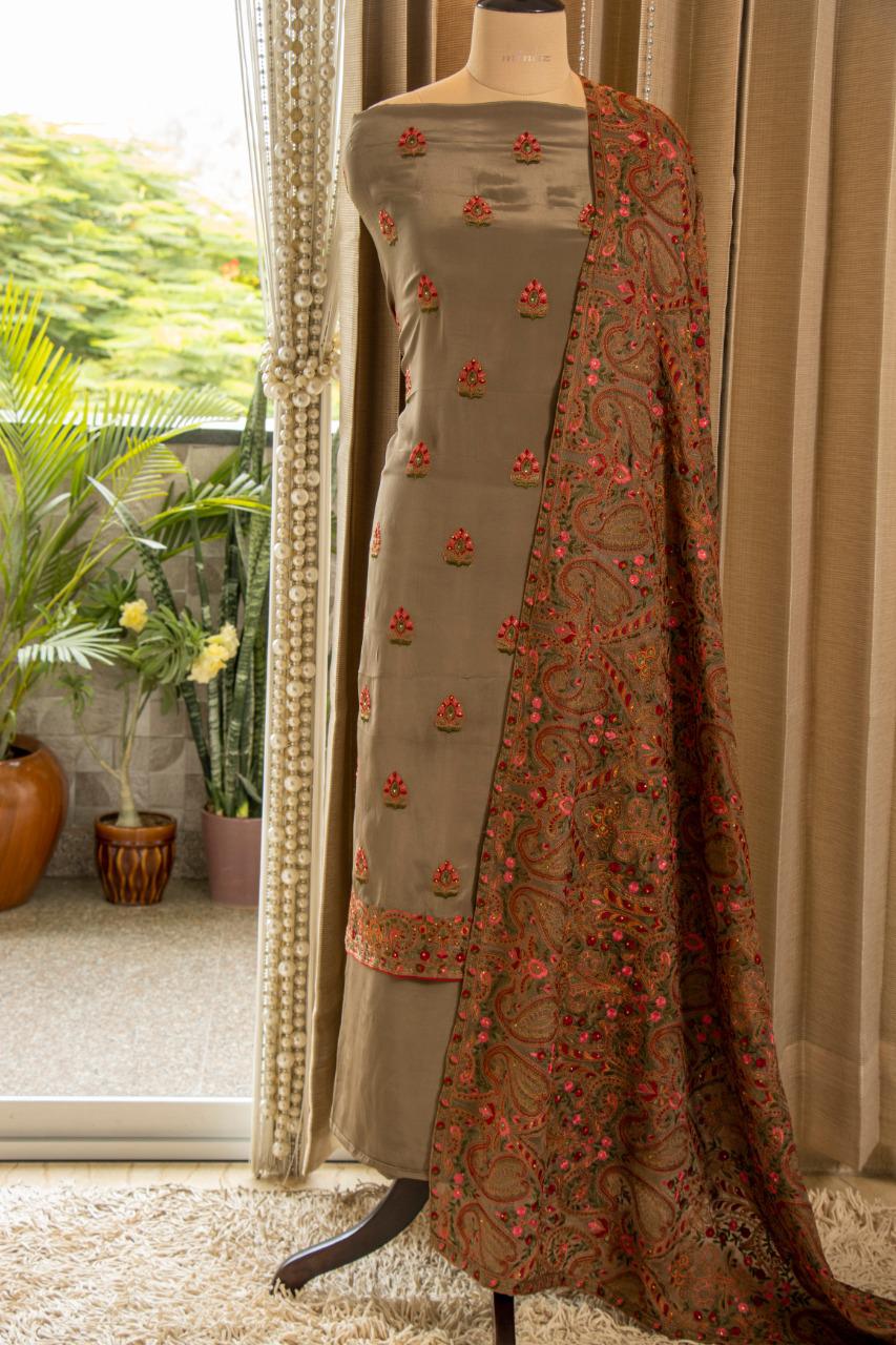 silk salwar dress material Green color crepe silk printed women unstitched dress material