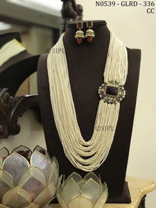 Maroon  Beauty, elegant maroon Carved Stone pendant Pearl Necklace Set for Women-SANDY001M