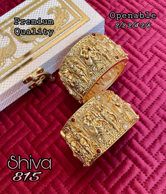 Beautiful Openable  Antique Gold Finish Rajwadi Bangles for women-MOE001RB