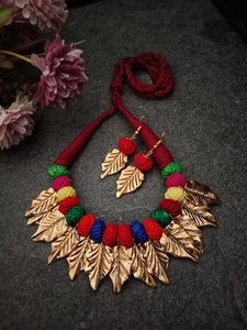 Thread Jewellery with matching earrings for Women
