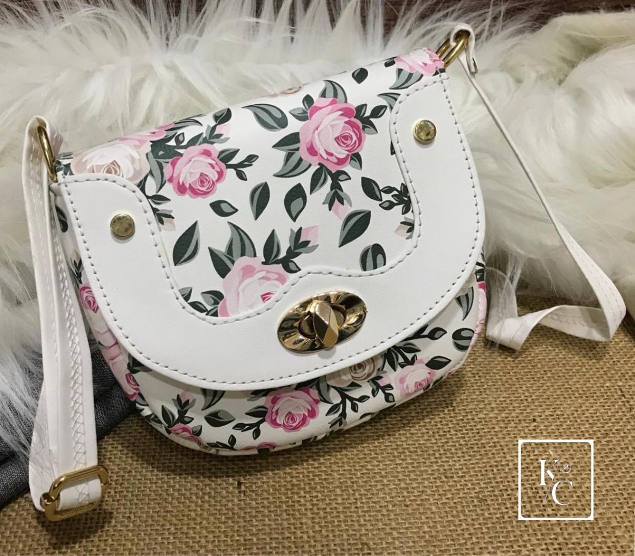 Amazon.com | Eslcorri Small Crossbody Sling Bag for Women Trendy -  Fashionable Fanny Packs Vegan Leather Chest Belt Bum Bag Anti Theft  Crossbody Sling Purse for Travel Sport Camping - Light Brown |