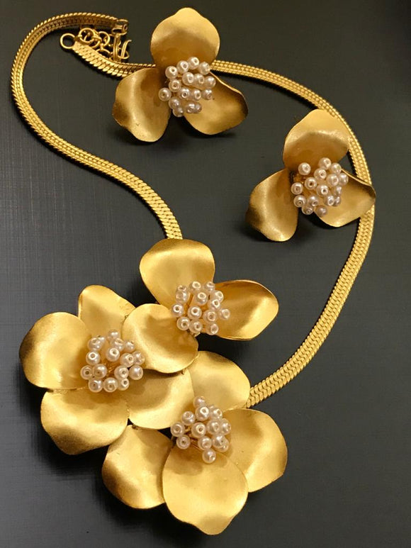 HAND MADE GOLD PLATED FUSION NECKLACE SET FOR WOMEN