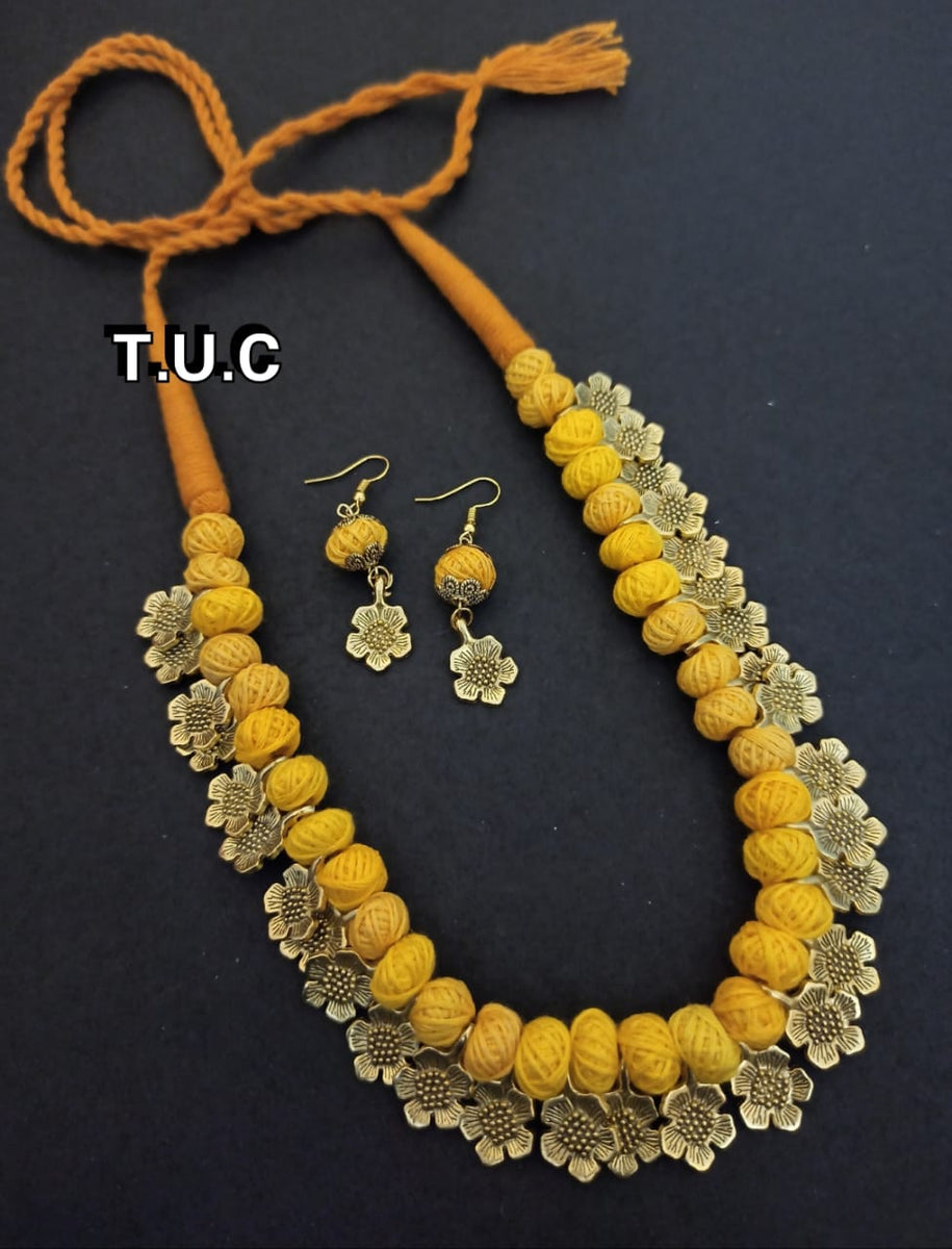 OXIDISED SILVER FLOWER & THREAD NECKLACE SET FOR WOMEN – www.soosi.co.in